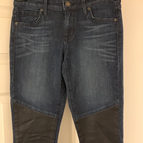 Rich and Skinny Jeans - Picture 6 of 7